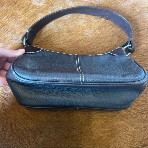 Dooney & Bourke Brown Pebbled All Weather Leather Shoulder Bag Side Emblem - Picture 3 of 7